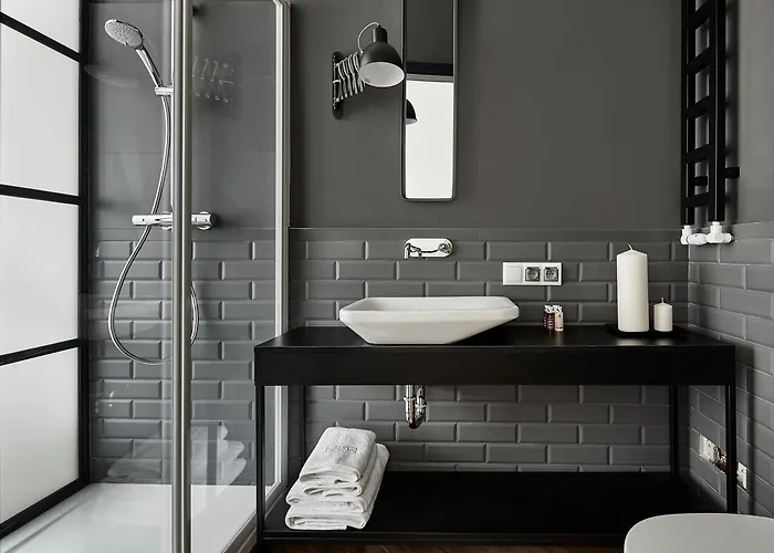 Four Stories - Krasinskiego 4* 크라쿠프