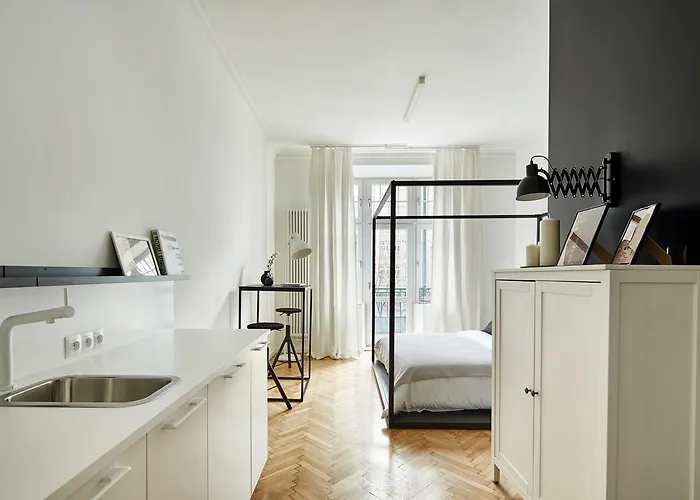 아파트호텔 Four Stories - Krasinskiego 4*