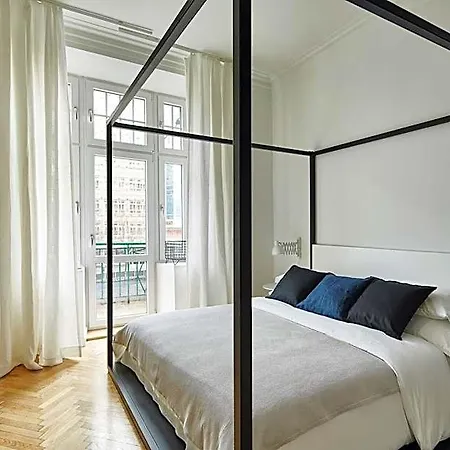 Four Stories - Krasinskiego 3*