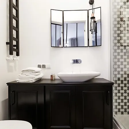 Aparthotel Four Stories - Krasinskiego 3*
