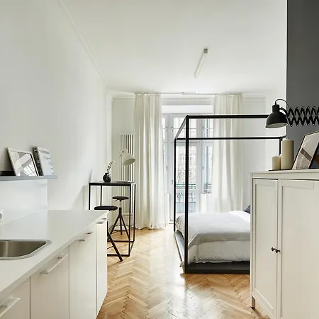 Apartmanhotel Four Stories - Krasinskiego 3*